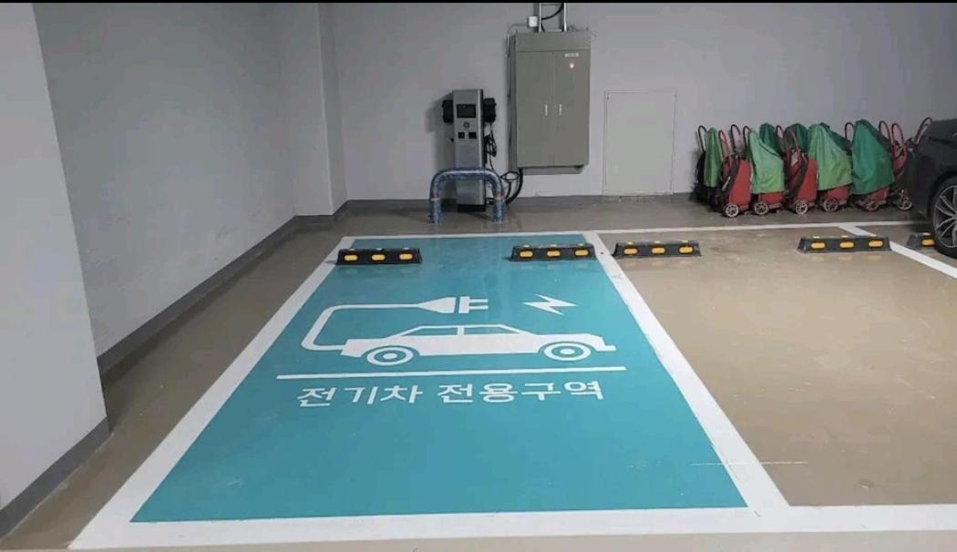 Lotte Castle Marina Aparthotel Yeosu Exteriör bild